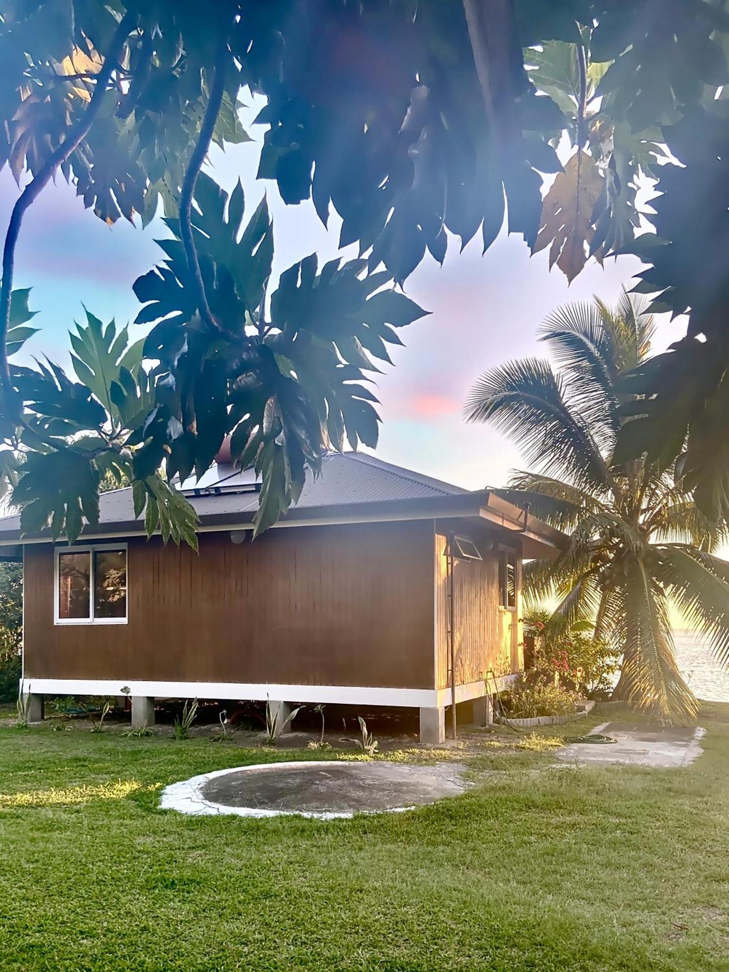 O'Coco Bungalow- Breathtaking Waterfront Views, Endless Memories Paea Luaran gambar